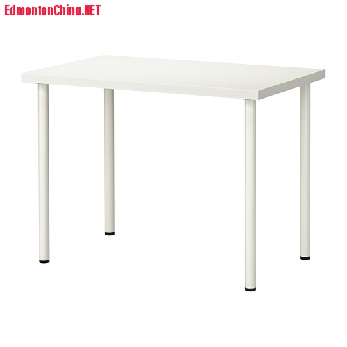 desk.jpg