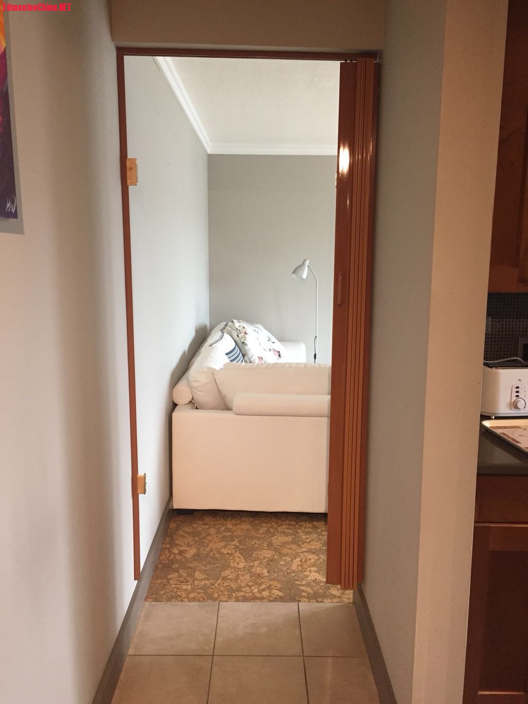 Room 4.jpg
