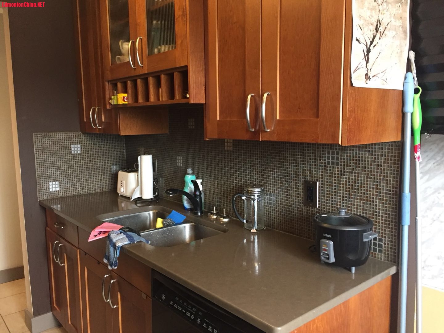 Kitchen 2.jpg