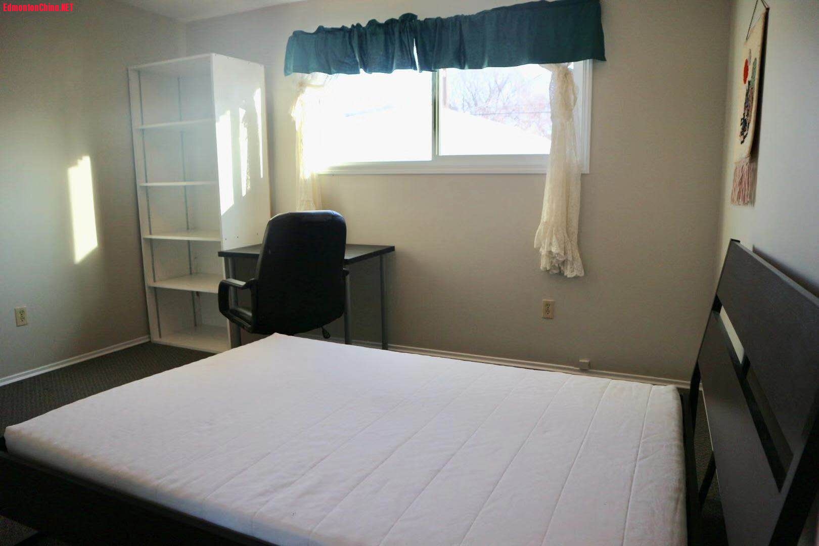 Ava small room.jpg