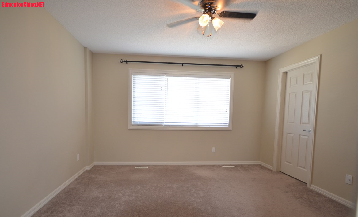 7 Master bedroom.png